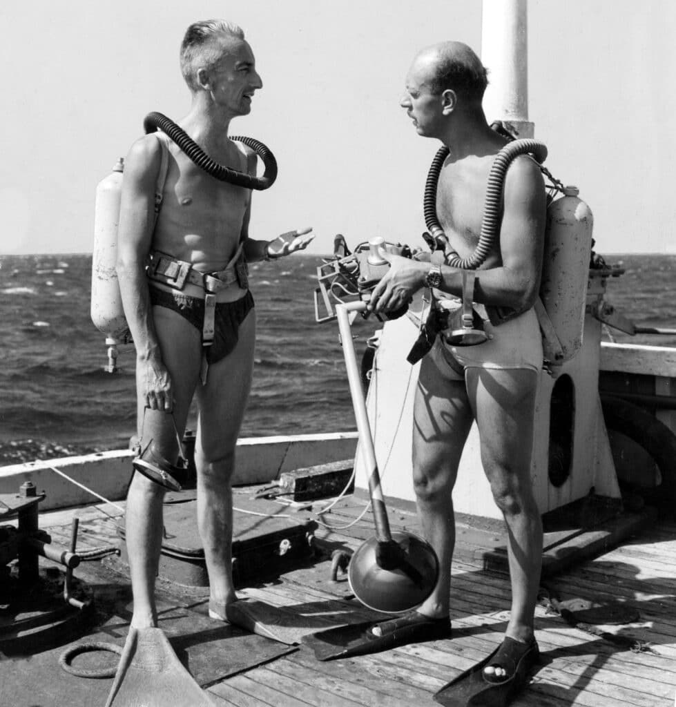 pioneros del buceo-TossaDivers